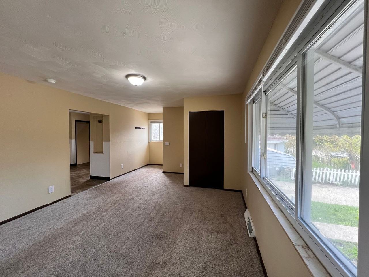 3606 Doyle St - Photo 3 of 16