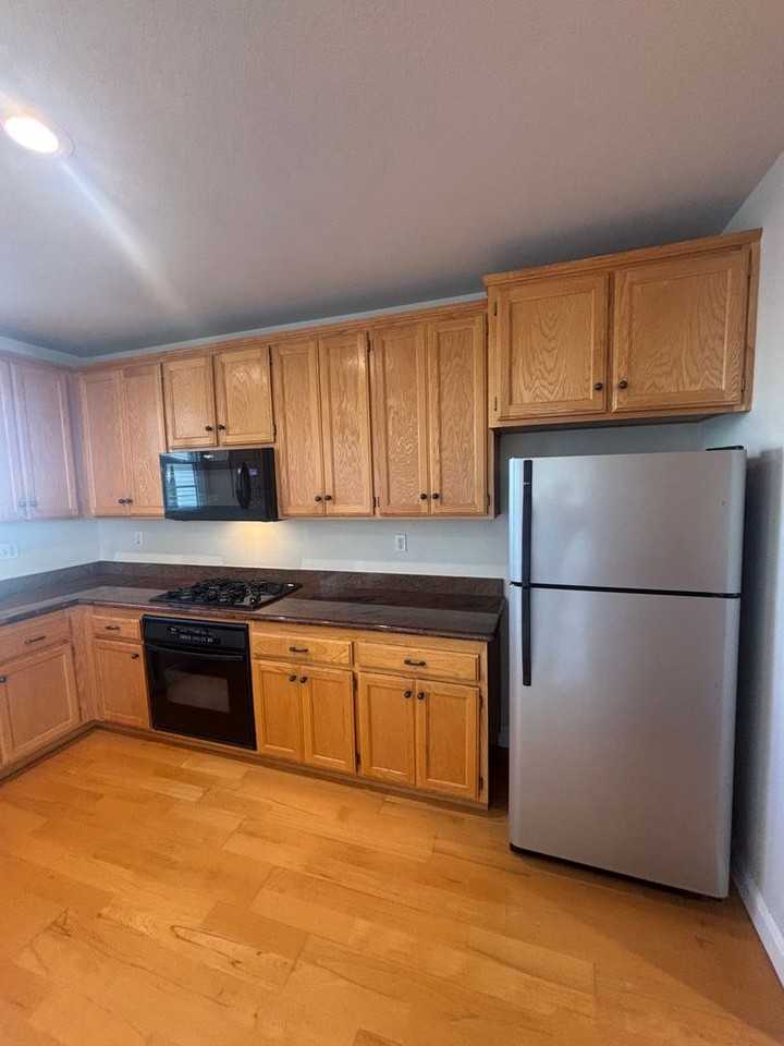 776 Mcclelland Dr - Photo 7 of 20