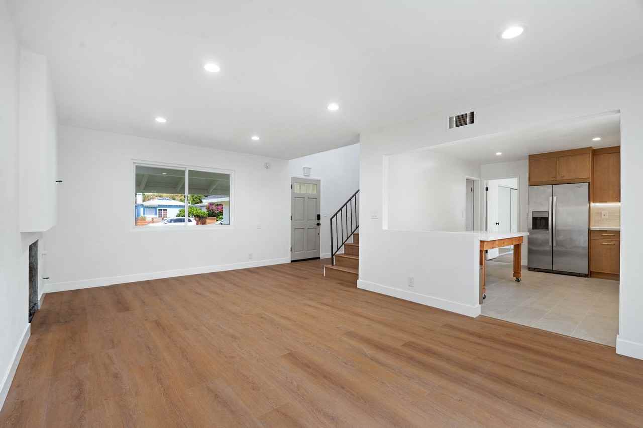 12024 Alberta Dr - Photo 2 of 21