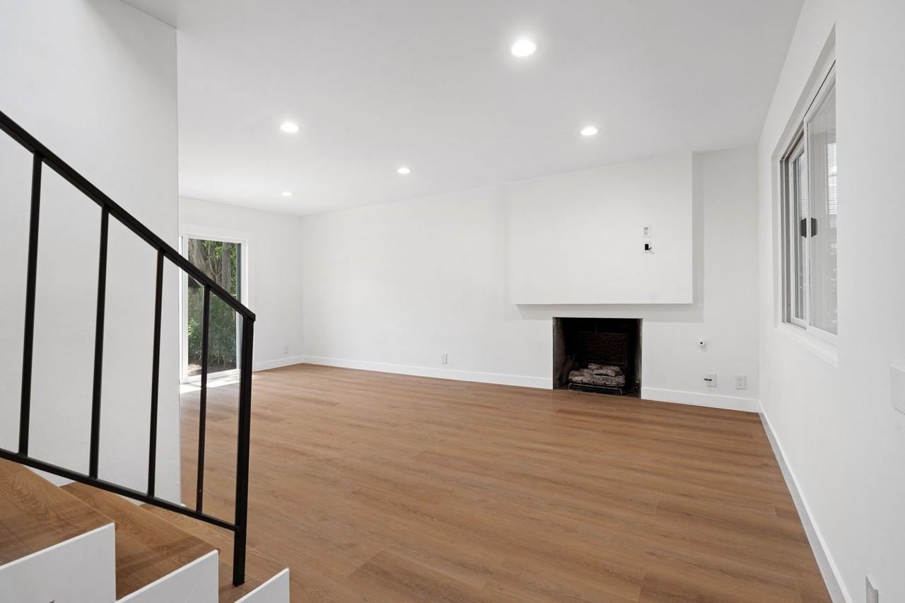 12024 Alberta Dr - Photo 6 of 21