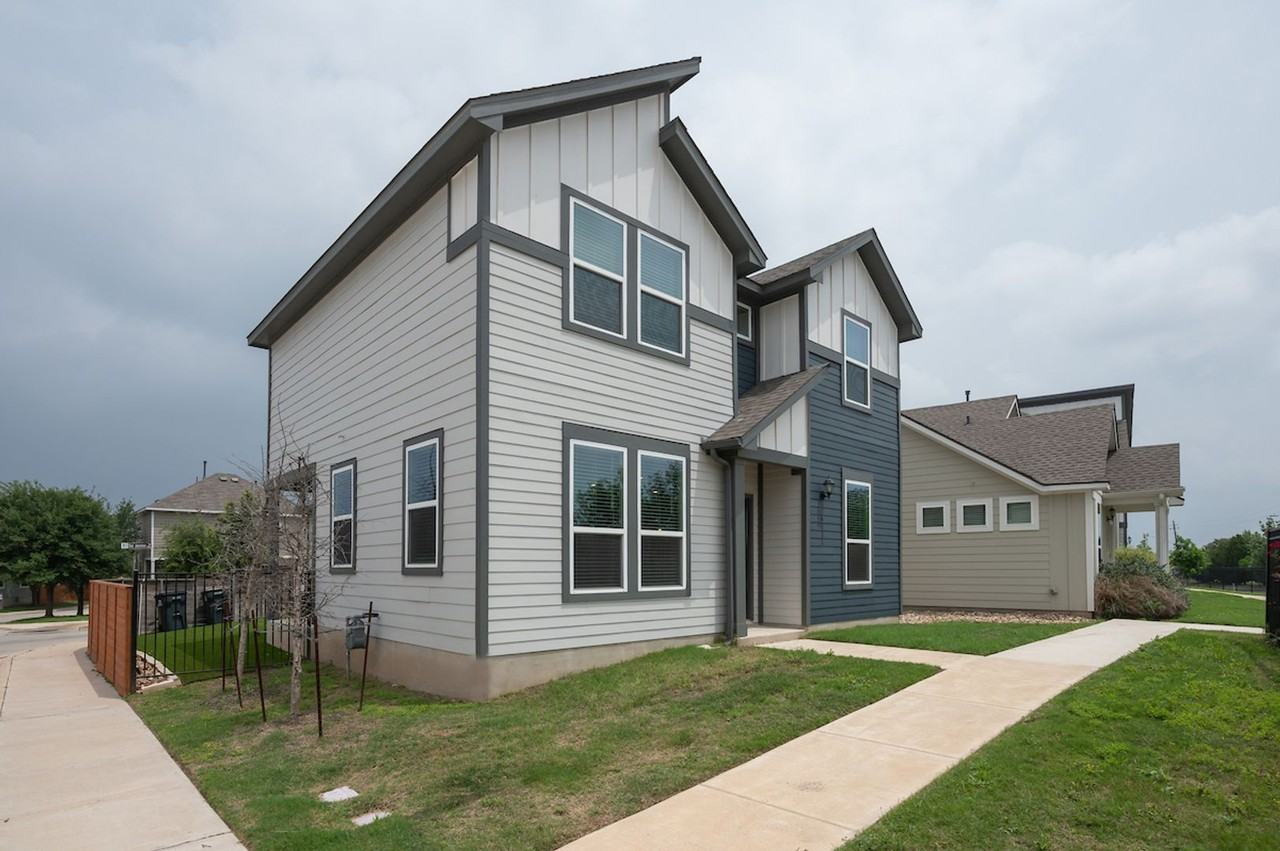 4801 Star Jasmine Dr - Photo 2 of 22