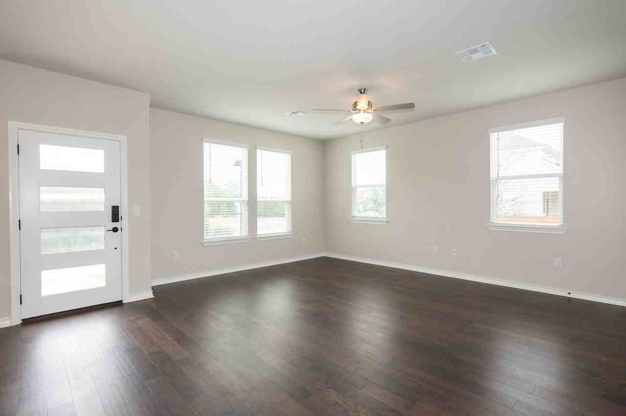 4801 Star Jasmine Dr - Photo 5 of 22