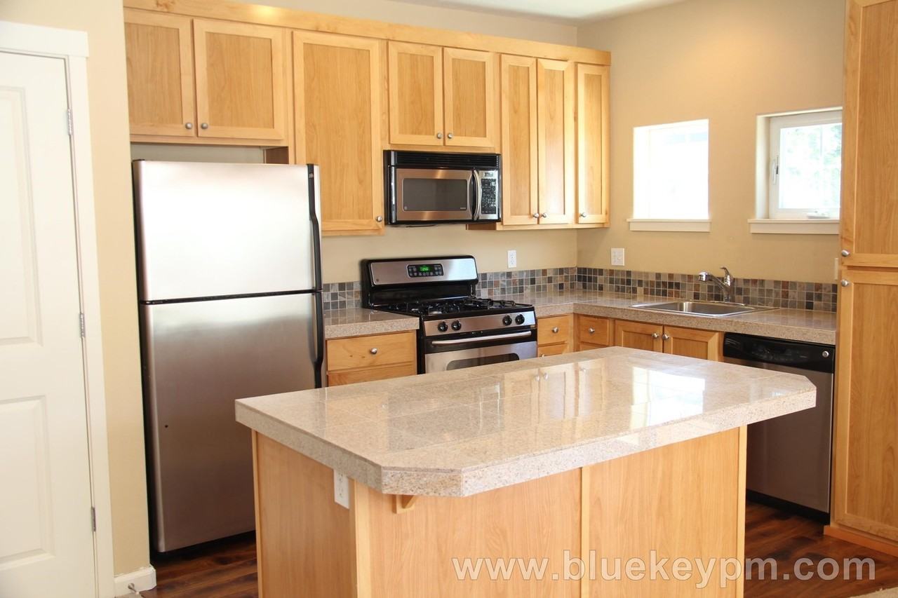 22862 Sw Forest Creek Dr #202 - Photo 3 of 19