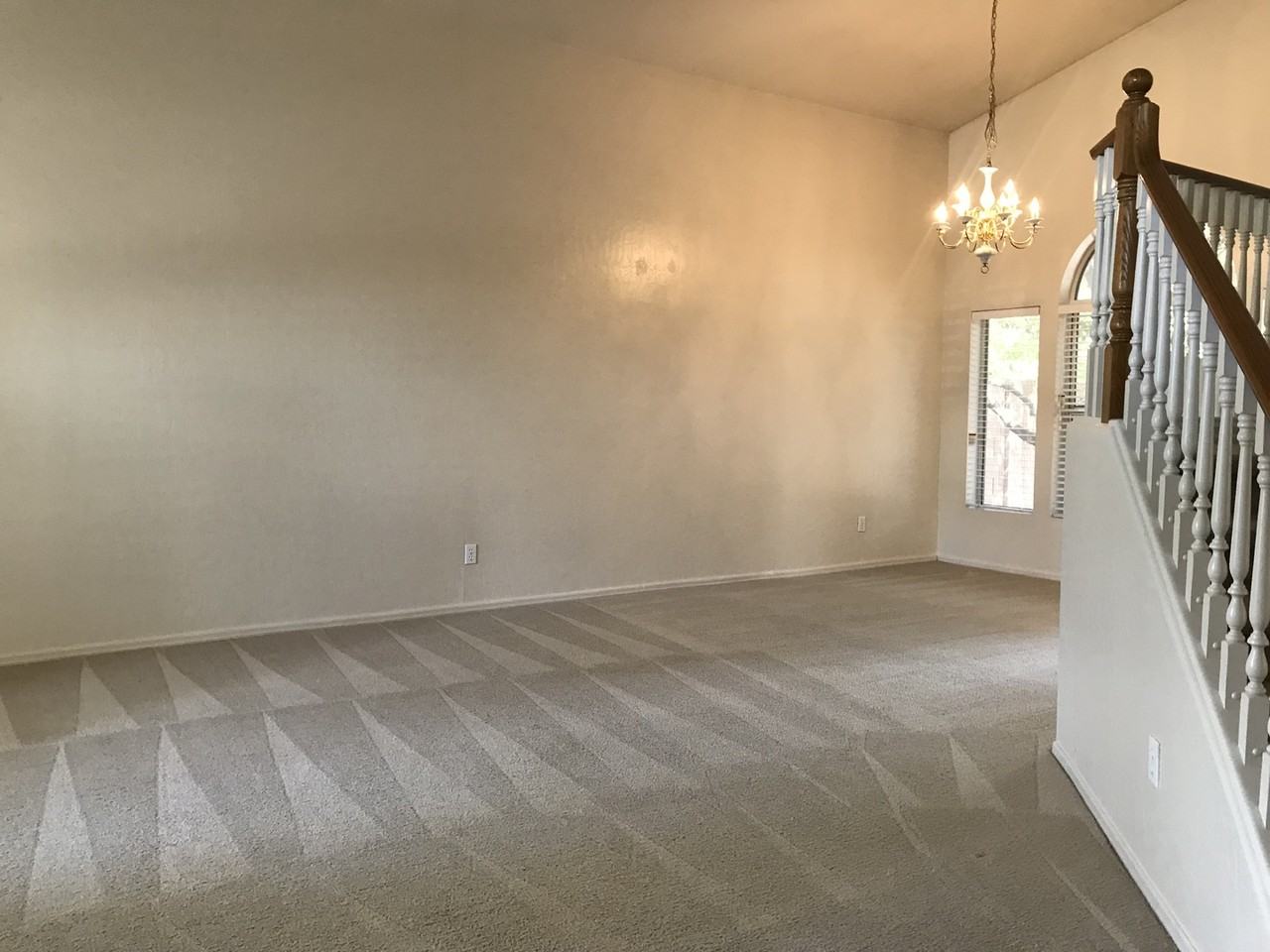 1710 W Houston Ave - Photo 3 of 31