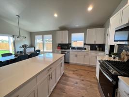 featured image of 1698 Sw Black Butte Ct