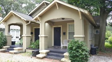 featured image of 1114 Russell St