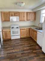 featured image of 27 8th Ave W