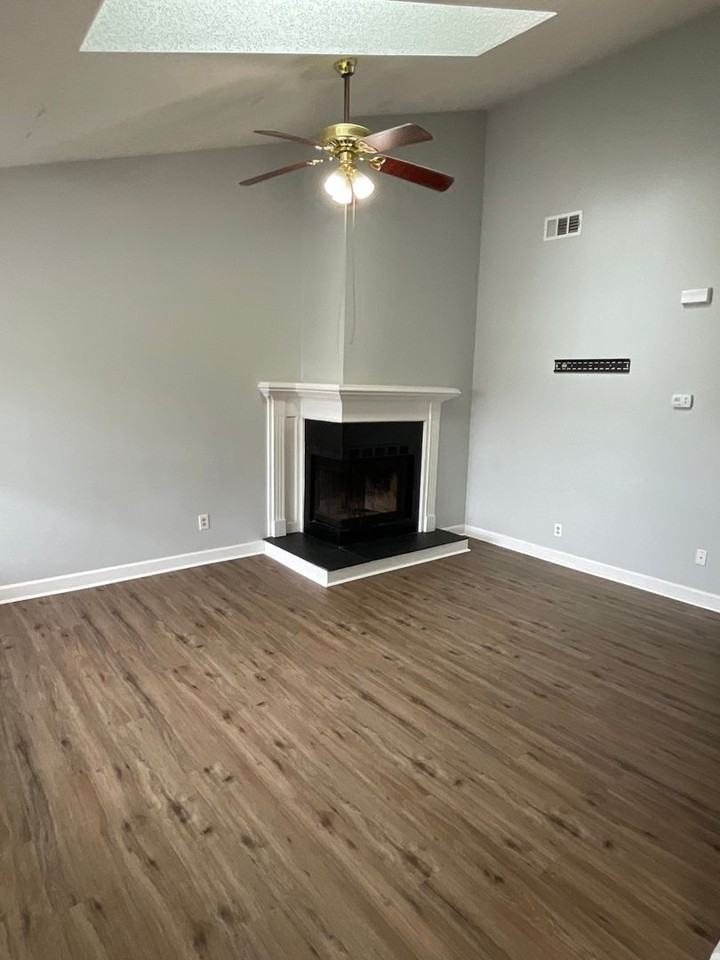 3710 Towne Point Rd #B - Photo 6 of 22