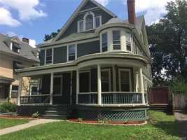 featured image of 72 72 Oxford St - 72 Oxford St