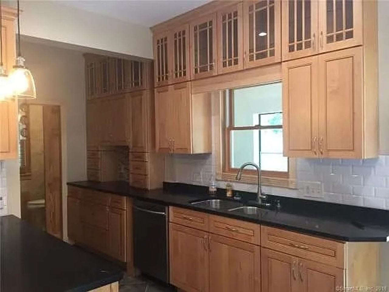 72 72 Oxford St - 72 Oxford St - Photo 4 of 12