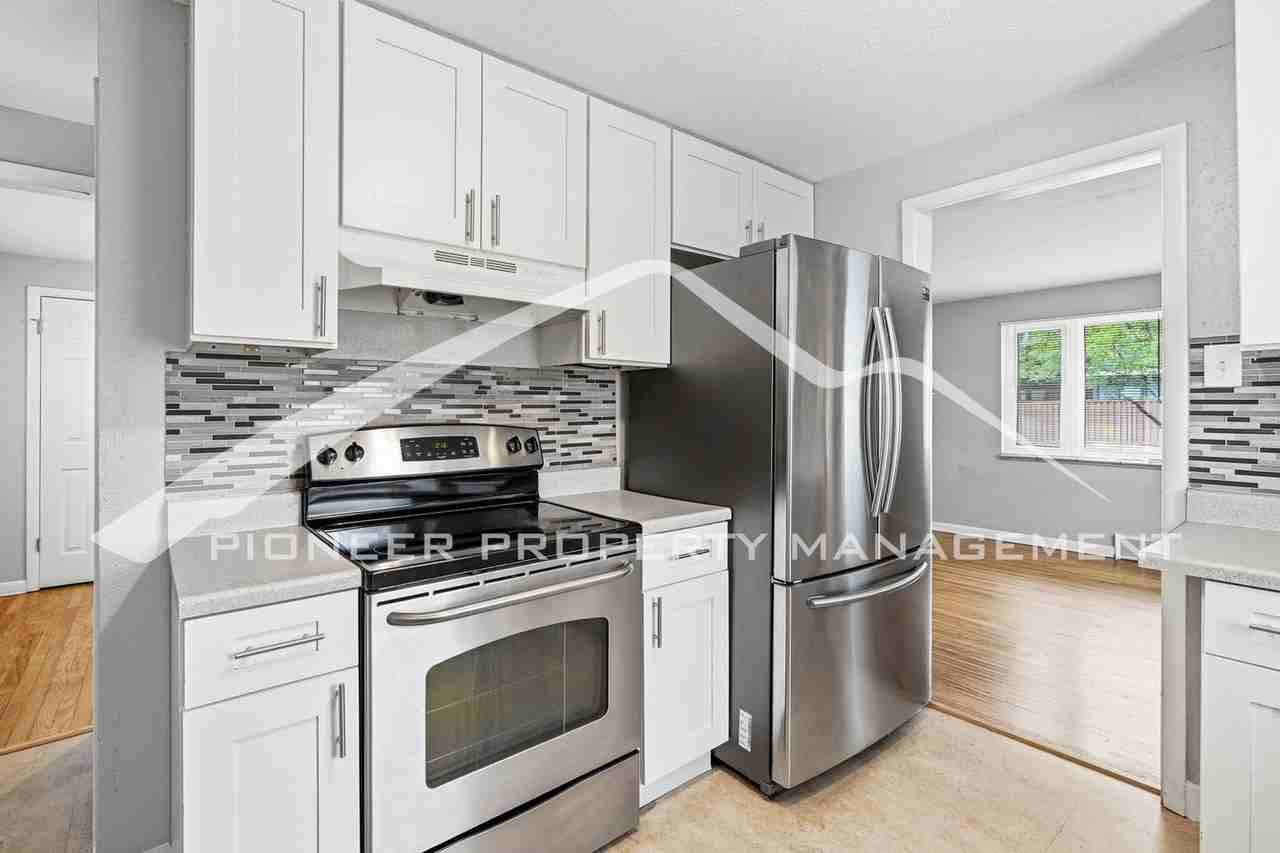 4564 E Mexico Ave - Photo 6 of 22