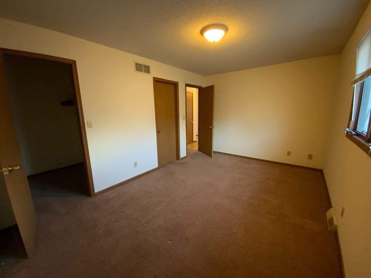 475 Foxfire Dr - Photo 2 of 28