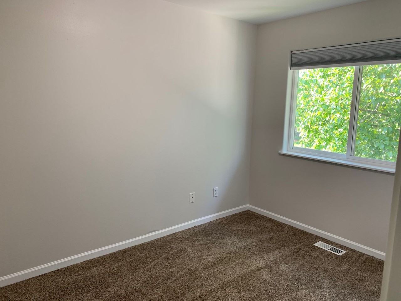6388 Fairweather Dr - Photo 7 of 14