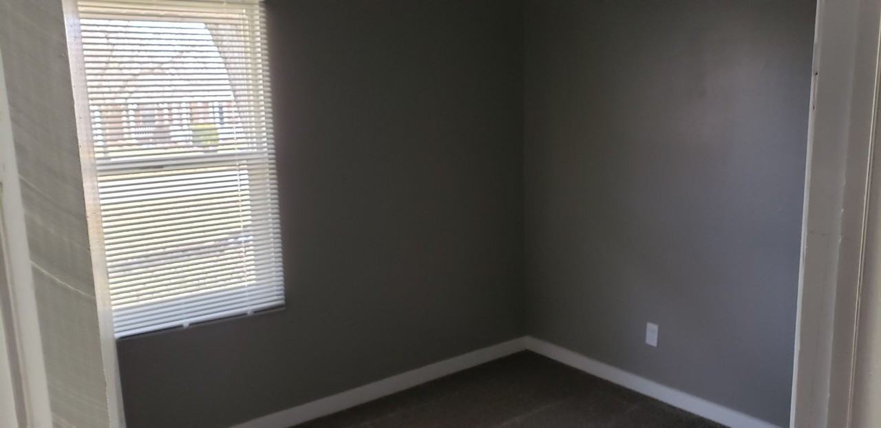 5605 Wampum Dr - Photo 4 of 13