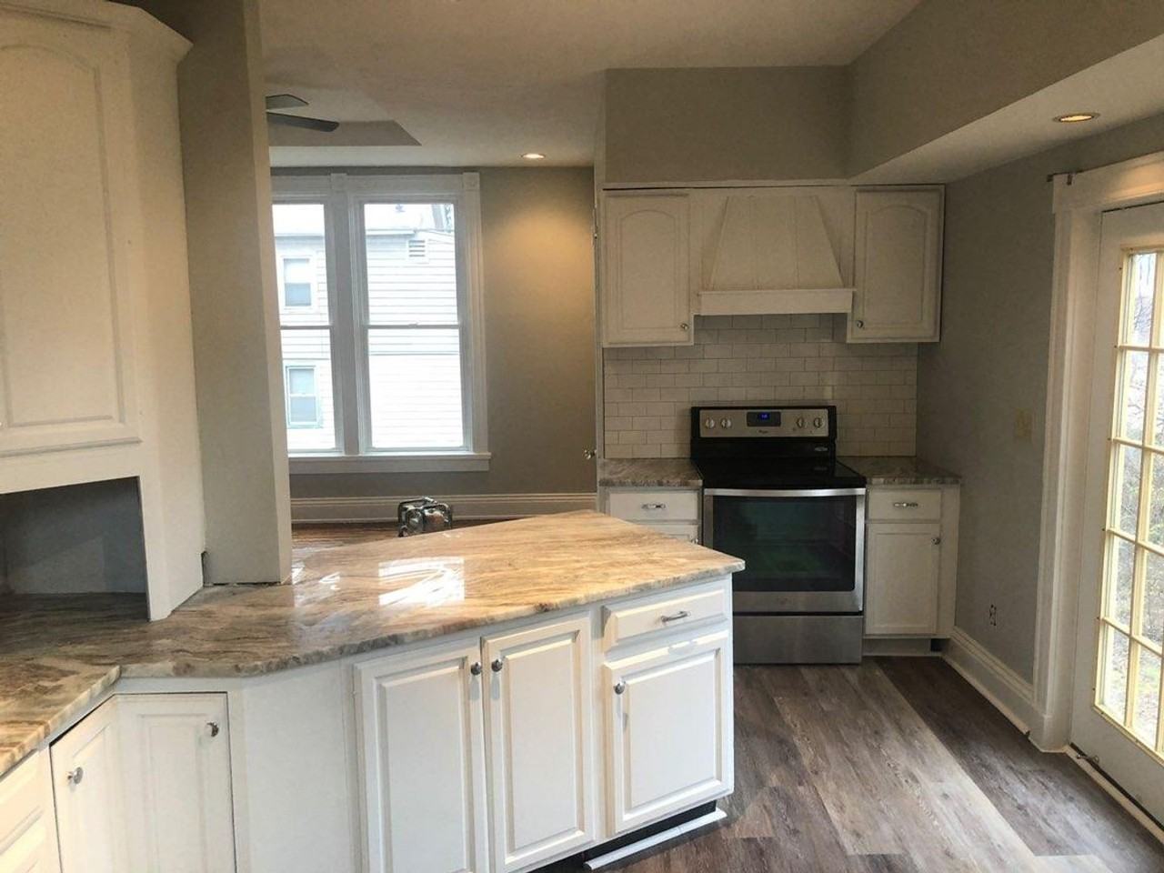 855 Ridgeway Ave - Photo 3 of 6