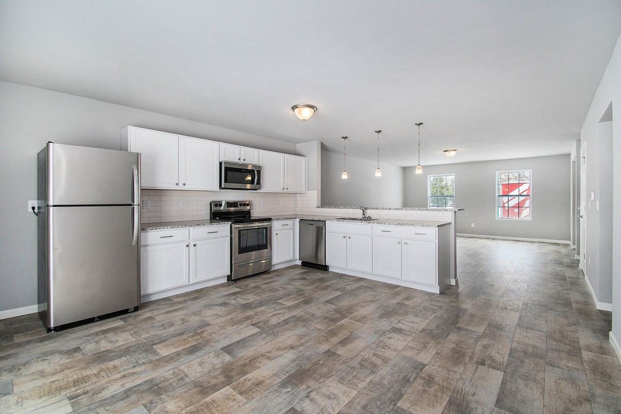 5631 Downing St - Photo 3 of 19