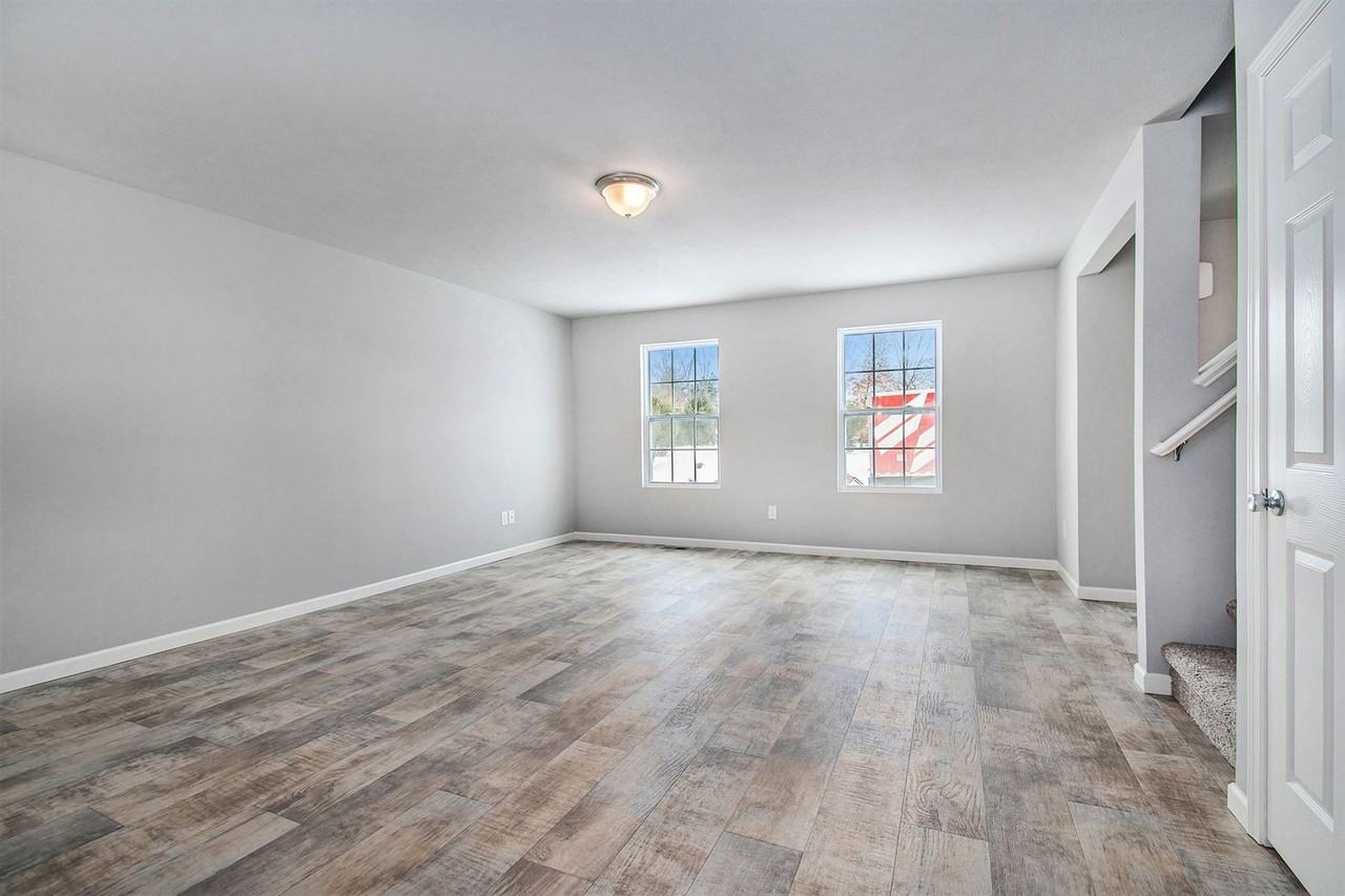 5631 Downing St - Photo 7 of 19