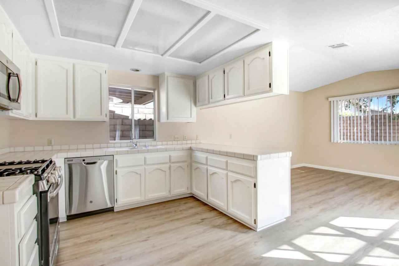 43580 Texas Ave - Photo 7 of 18