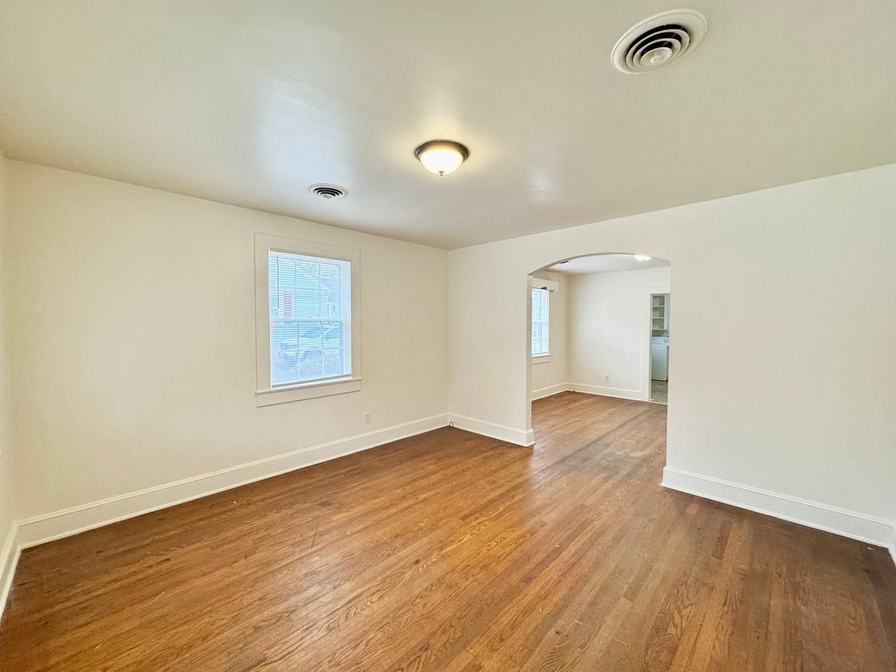 510 E Atlantic St - Photo 2 of 12