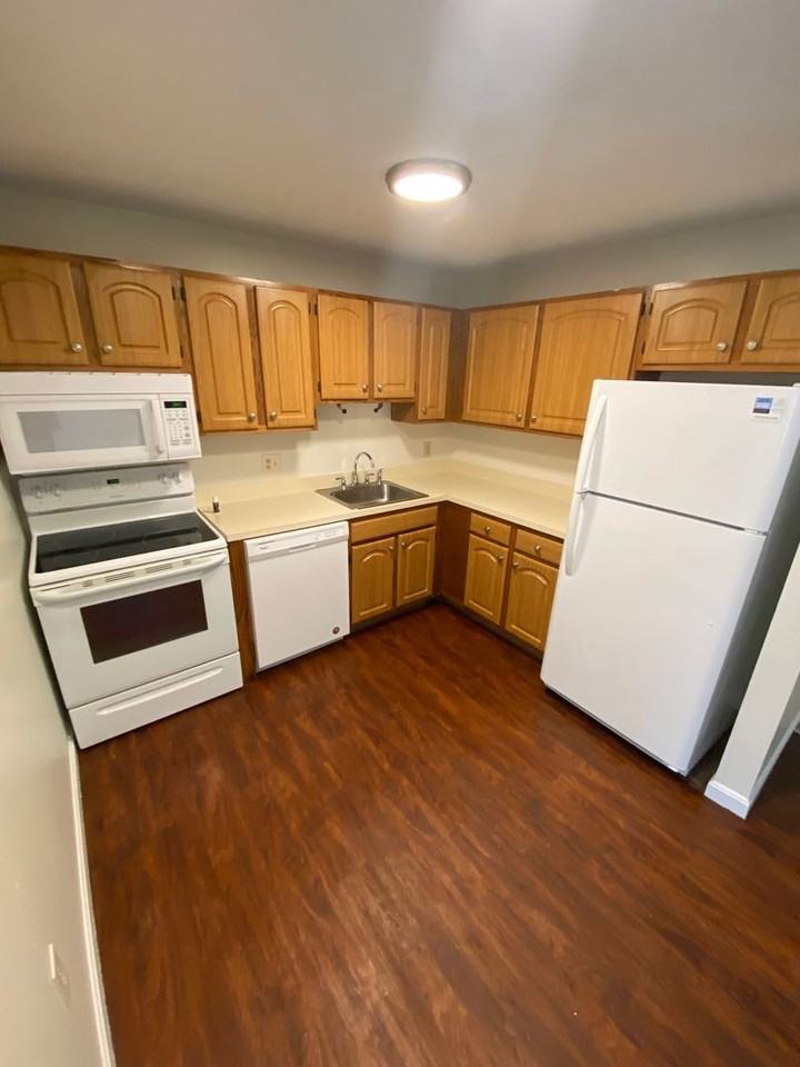 38 Indian Brook Cir #92 - Photo 2 of 7