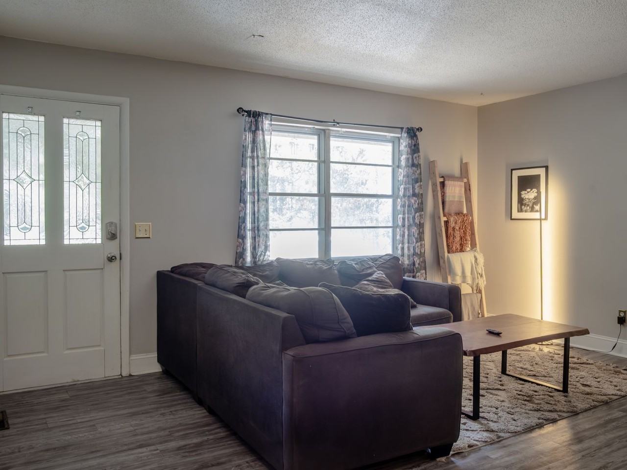 411 College Blvd - Photo 4 of 21