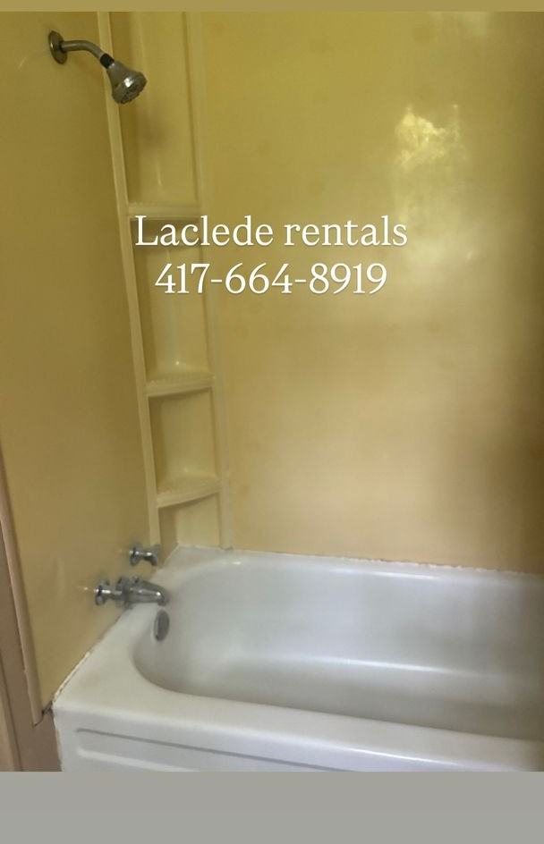 381 Hilton St - Photo 6 of 11