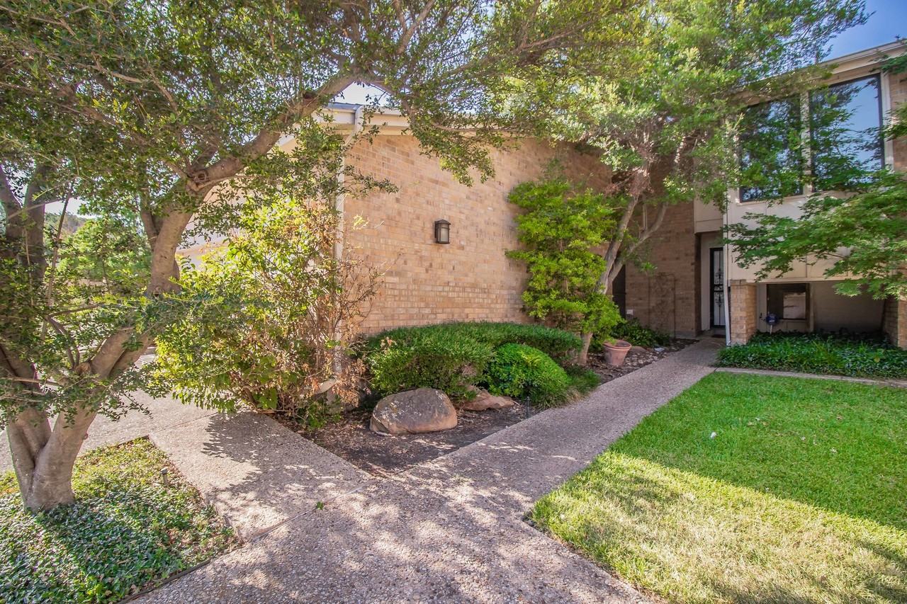 3704 Hulen Park Dr - Photo 3 of 42