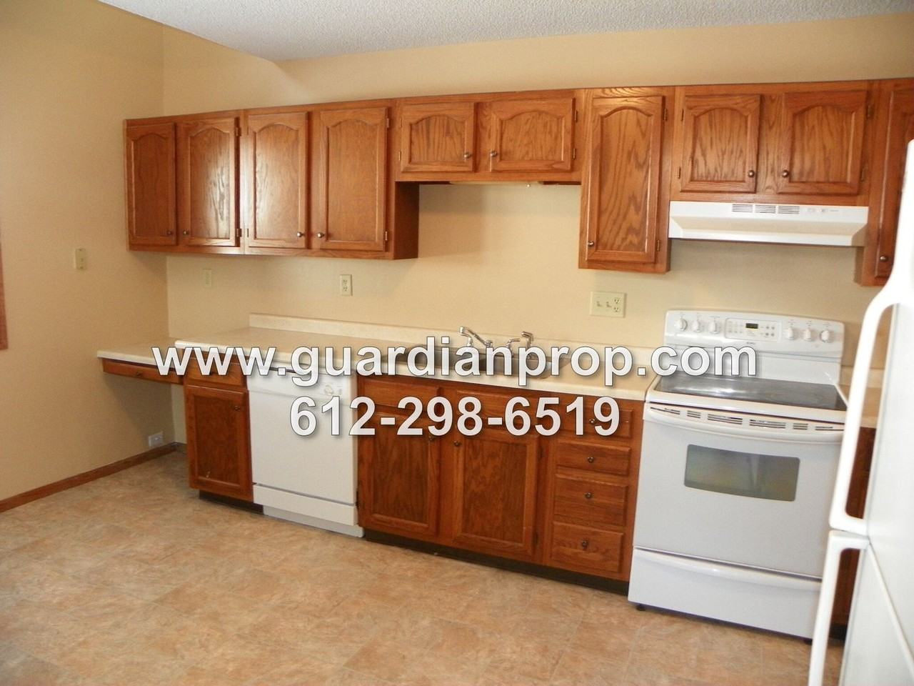 2355 Springside Dr E - Photo 5 of 12