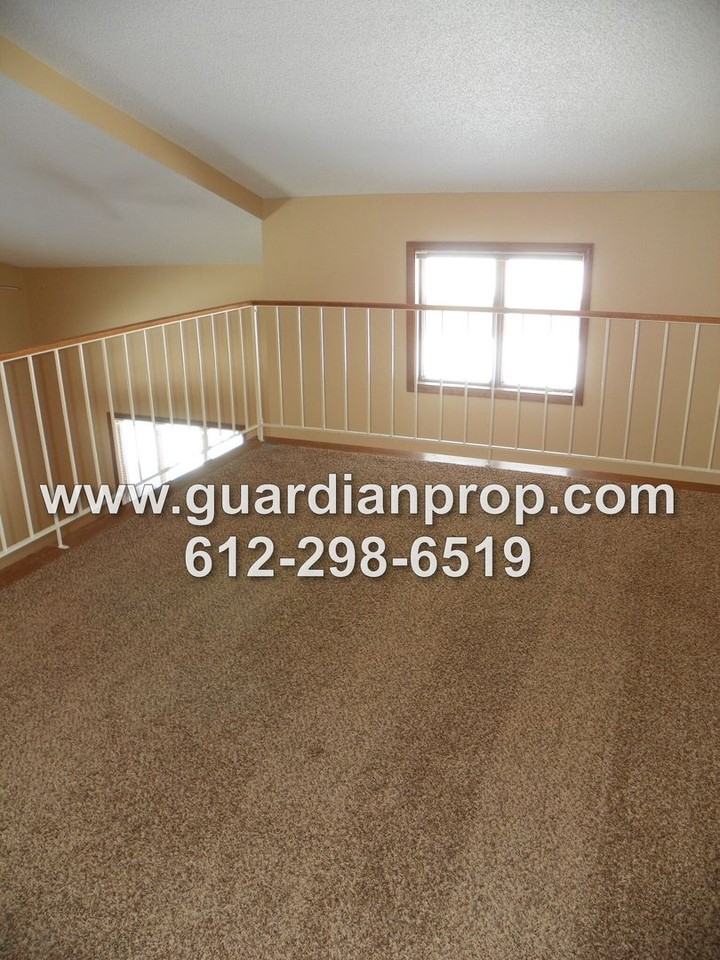 2355 Springside Dr E - Photo 7 of 12