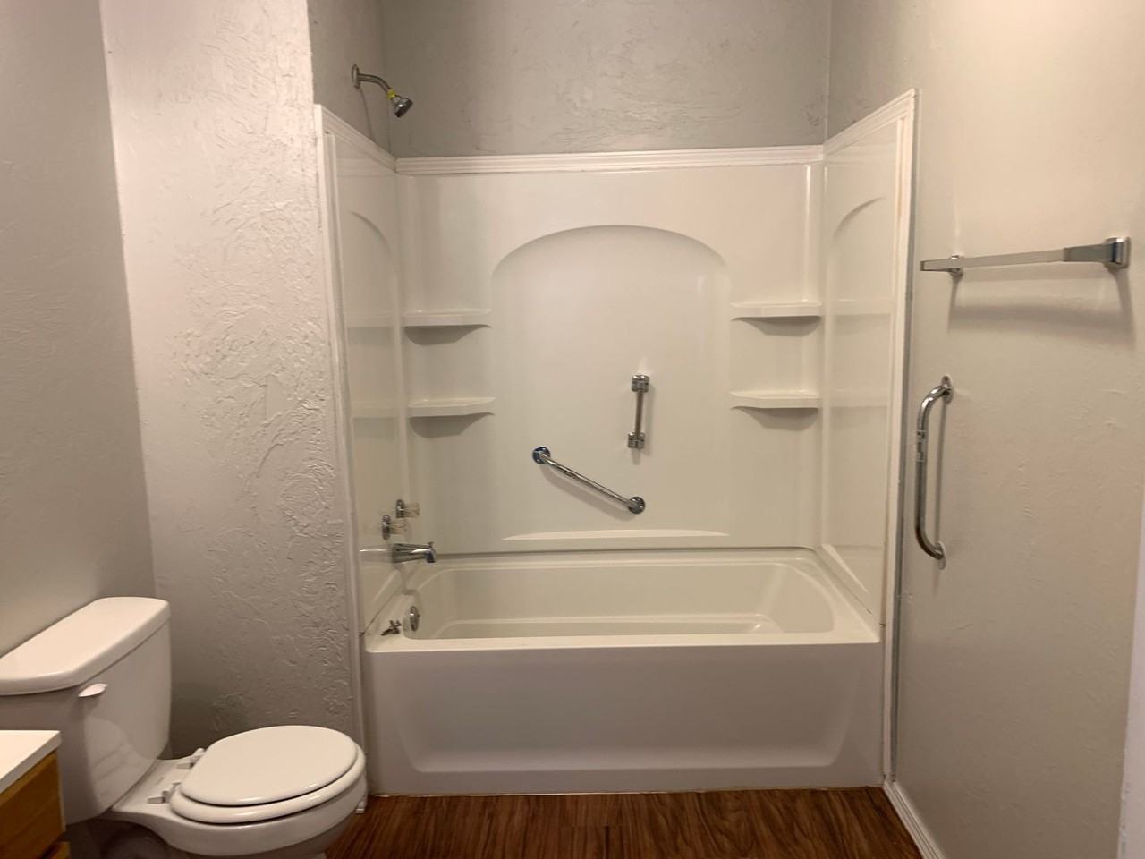 819 N Brauer Ave - Photo 7 of 13