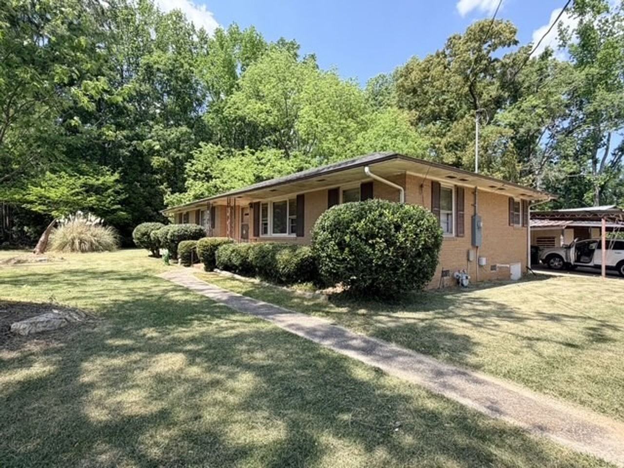 510 Willowbrook Rd - Photo 2 of 30