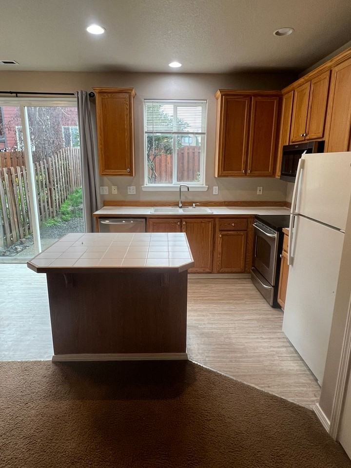 5883 Se 16th Loop - Photo 4 of 20