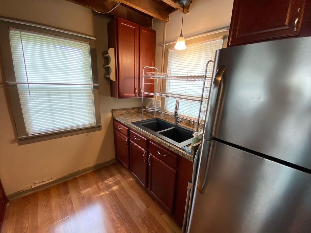114 North St - Photo 2 of 5