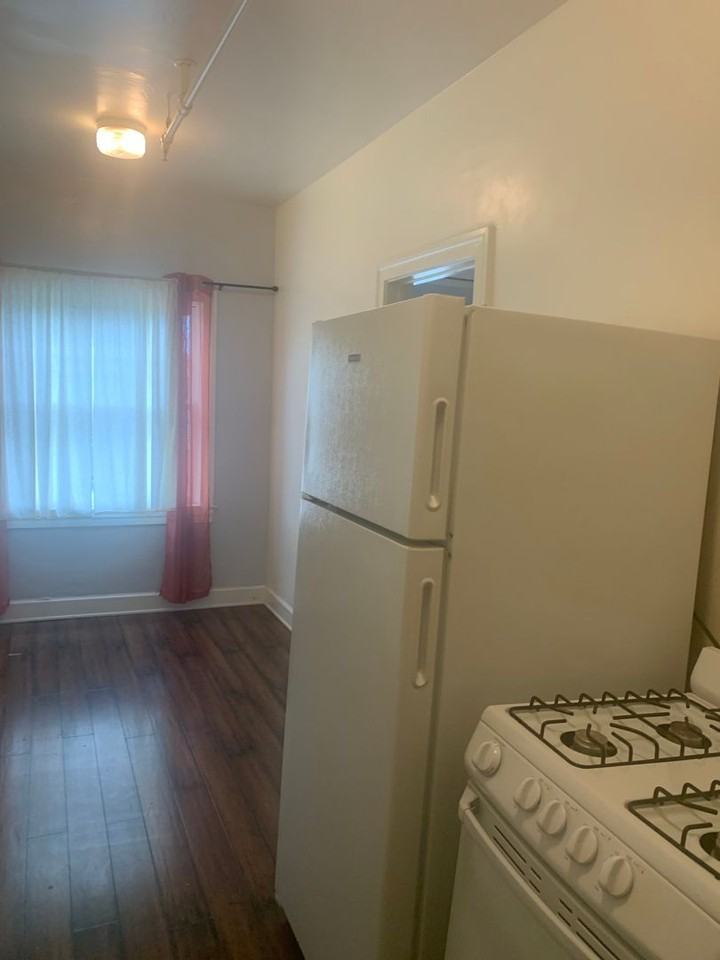 4010 Falcon St #4 - Photo 4 of 10