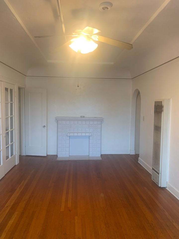 4010 Falcon St #4 - Photo 7 of 10