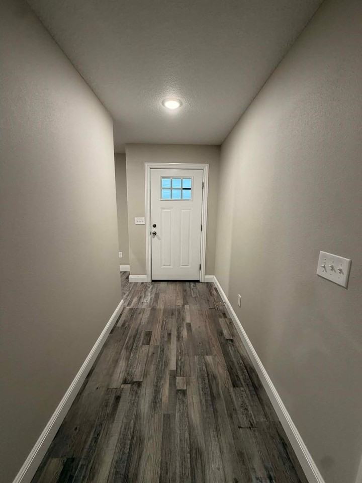 1029 S Porter Ave - Photo 5 of 20