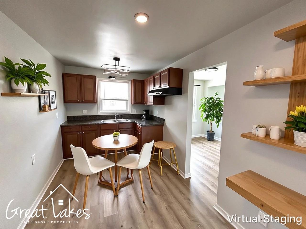 17639 Oakdale St - Photo 3 of 14