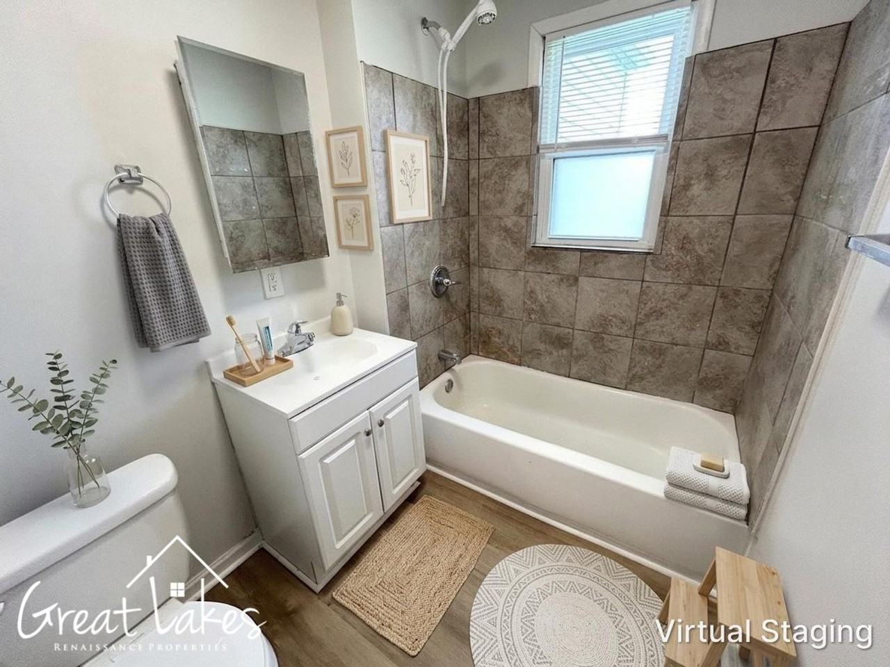 17639 Oakdale St - Photo 7 of 14