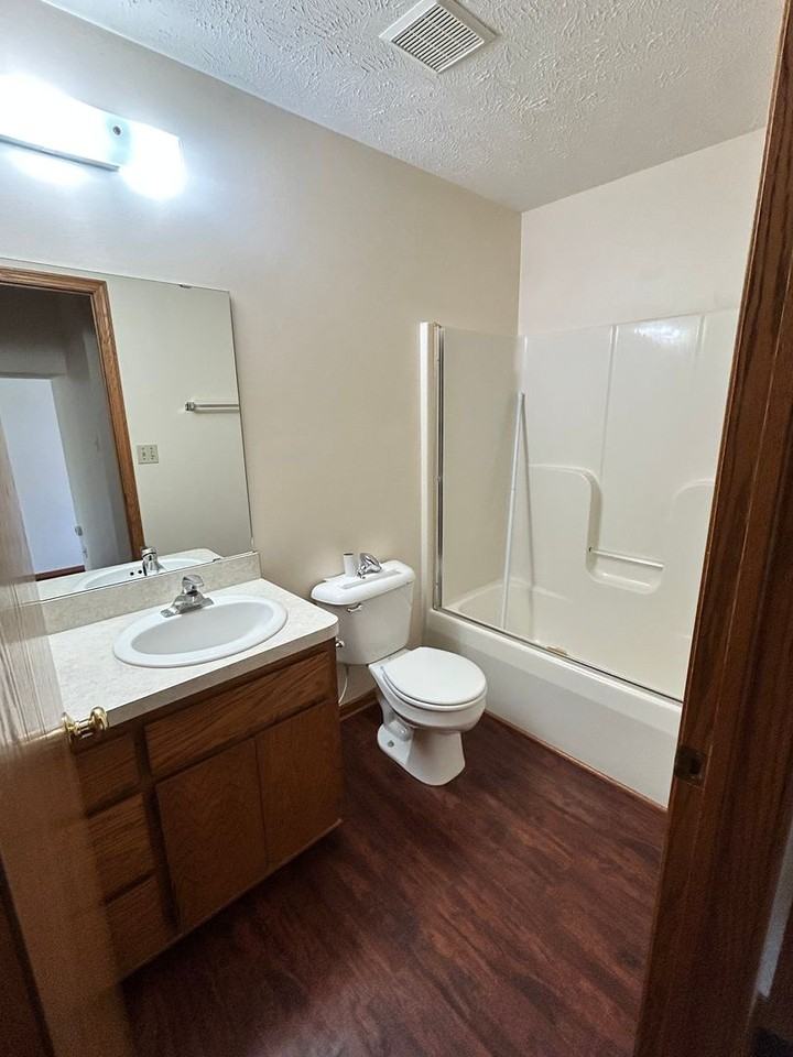 317 Villa St - Photo 7 of 15