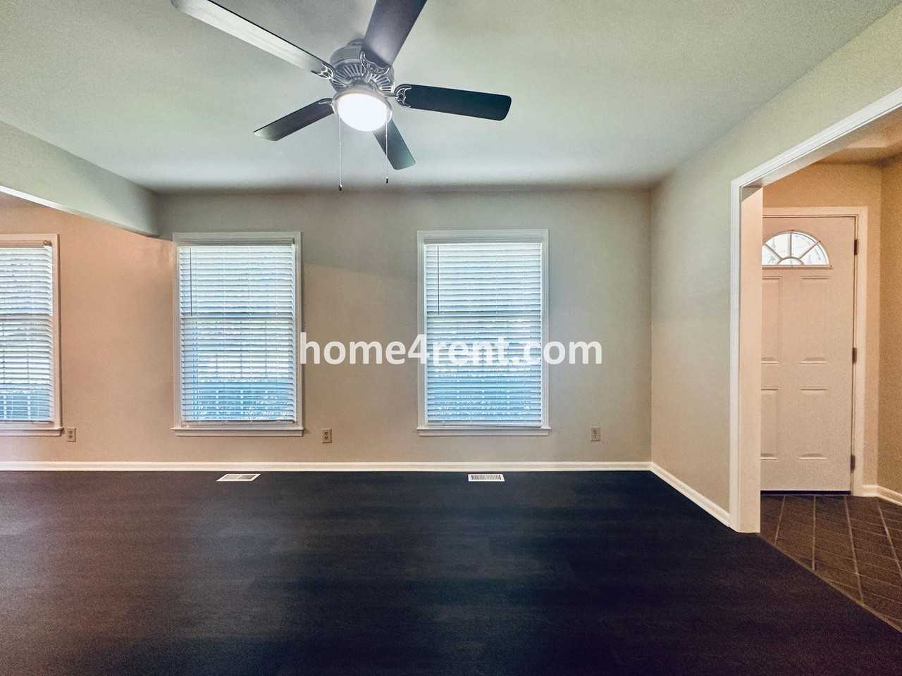 11211 W 71st St - Photo 5 of 45