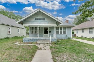 321 S Chautauqua Ave - Photo 1 of 1