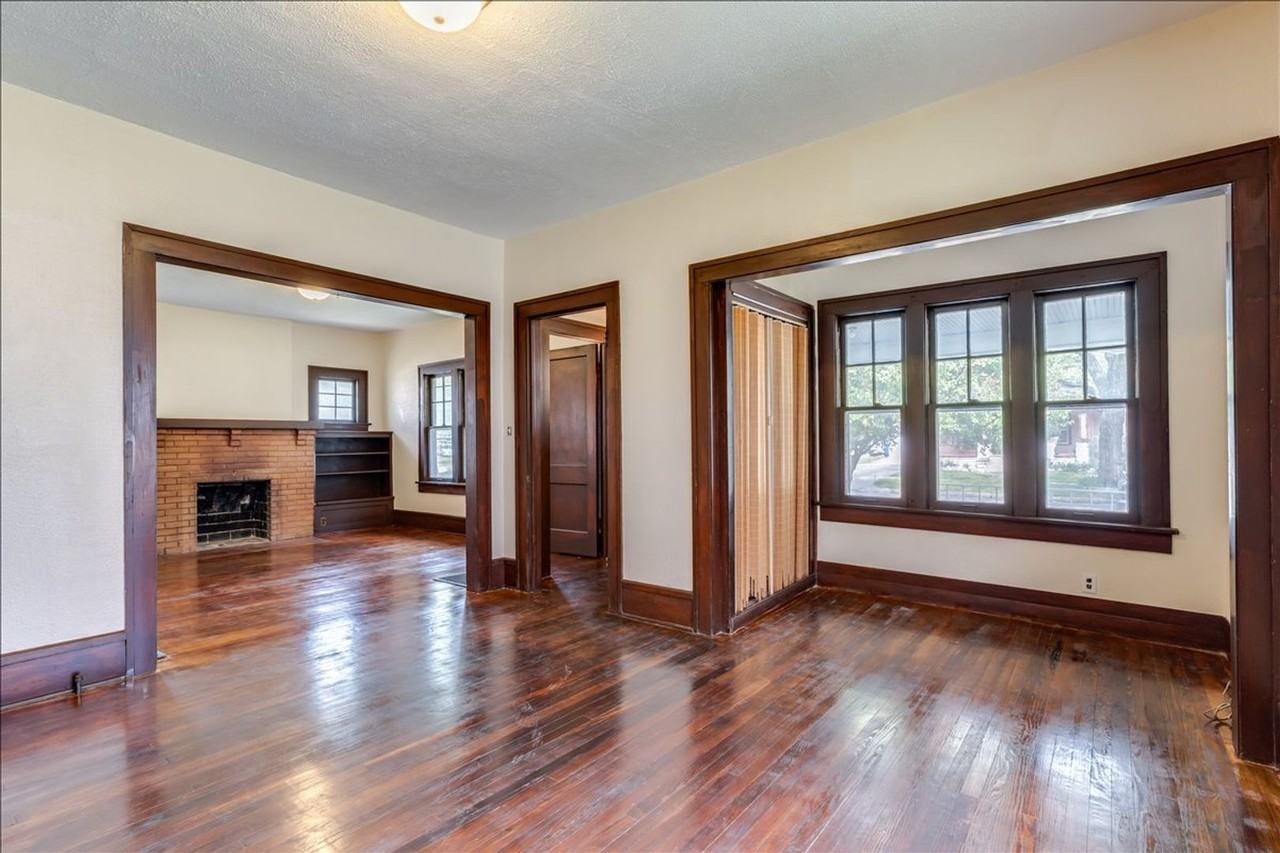321 S Chautauqua Ave - Photo 5 of 18