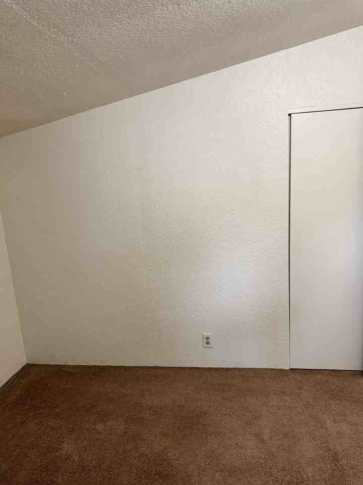 5239 Se Ogden St - Photo 4 of 29