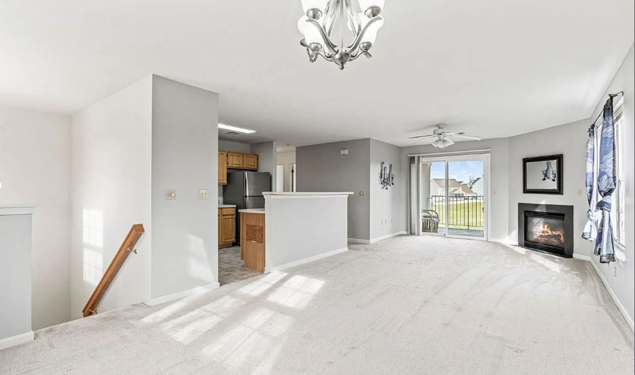 122 Sparrow Rd - Photo 3 of 25