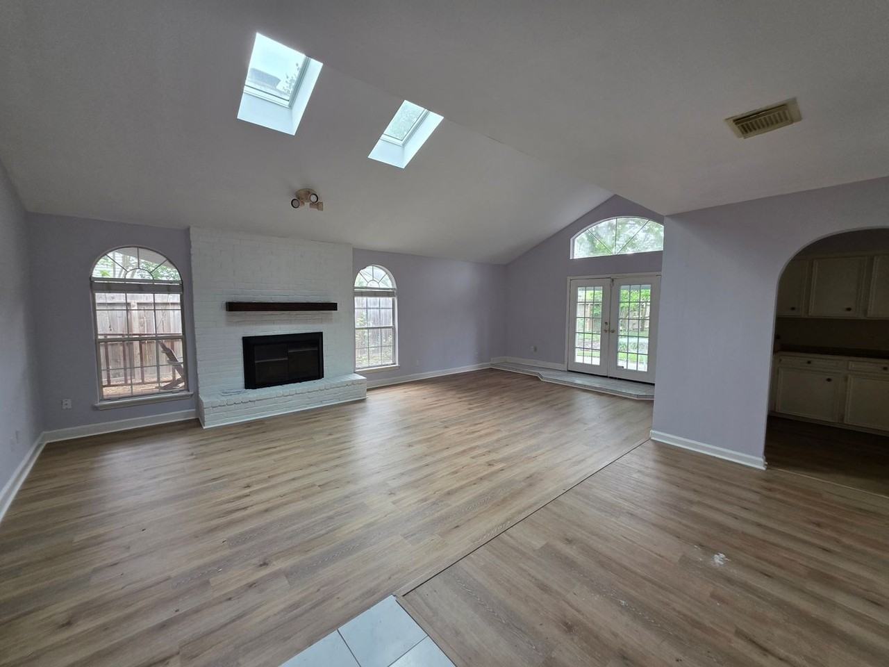 13906 Ella Lee Ln - Photo 6 of 24