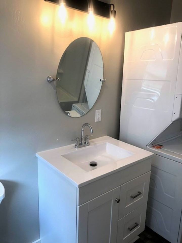 553 Park Ave - Photo 6 of 7