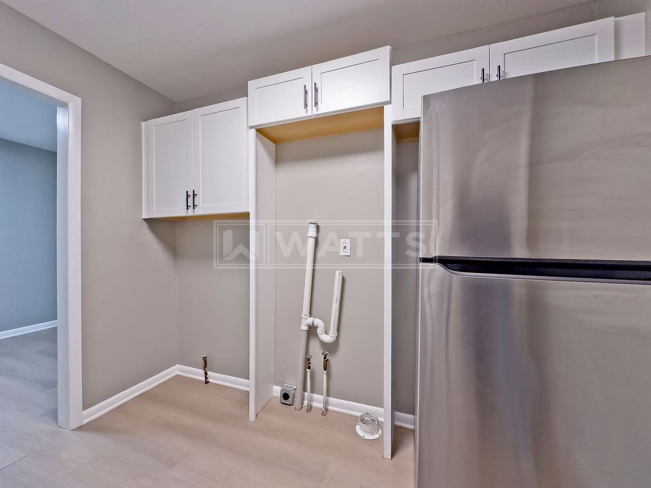 559 63rd St S - Photo 7 of 16