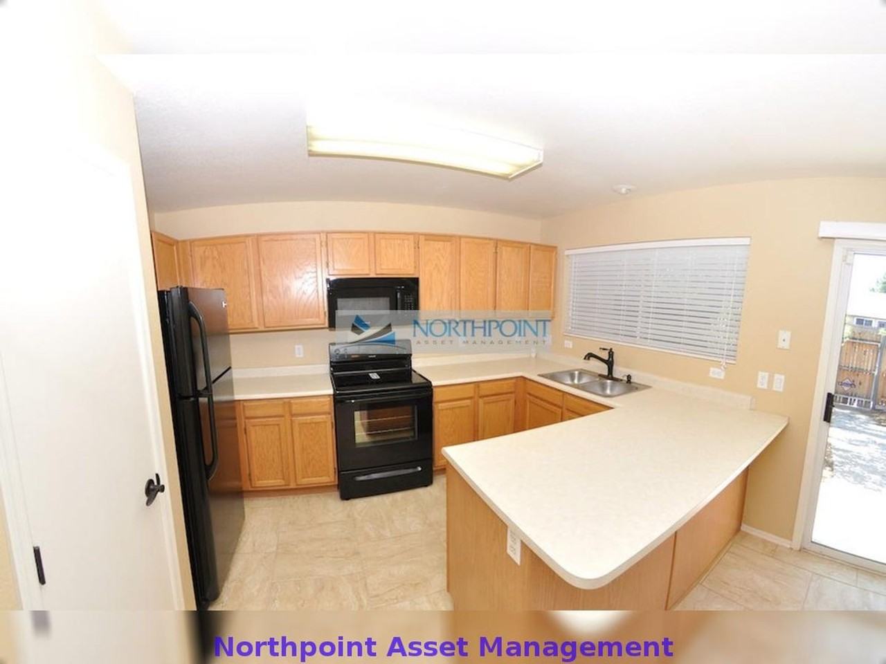 10101 N 91st Ave #109 - Photo 4 of 15
