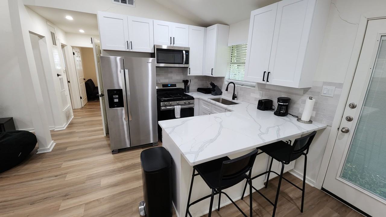 1911 David St - Photo 4 of 46