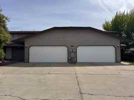 featured image of 601 S 72nd Ave